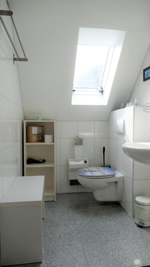 Helles Ferienhaus Im Landhausstil Fuer Bis Zu 10 Personen Frielendorf Exteriör bild