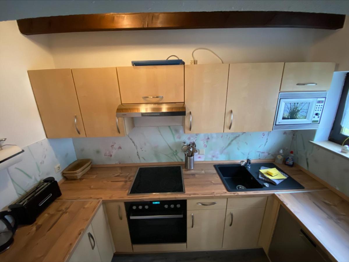 Helles Ferienhaus Im Landhausstil Fuer Bis Zu 10 Personen Frielendorf Exteriör bild