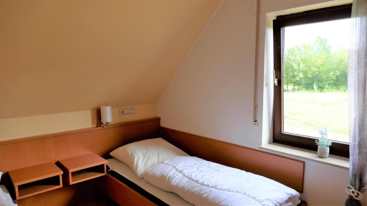 Helles Ferienhaus Im Landhausstil Fuer Bis Zu 10 Personen Frielendorf Exteriör bild